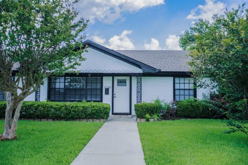 3748 Rachel Ave, Port Arthur, TX, 77642-5508 | Card Image
