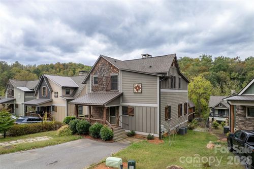 4 Grayling Dr, Cullowhee, NC, 28723-1578 | Card Image