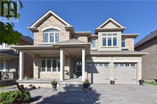 228 Coons Rd, Richmond Hill, ON, L4E2W8 | Card Image