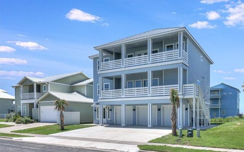 121 Frontside Dr, Corpus Christi, TX, 78418-1801 | Card Image