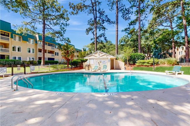 Outside pool | Image 40