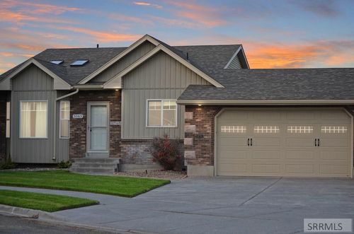 3065 Springstone Cir, Ammon, ID, 83406-7541 | Card Image