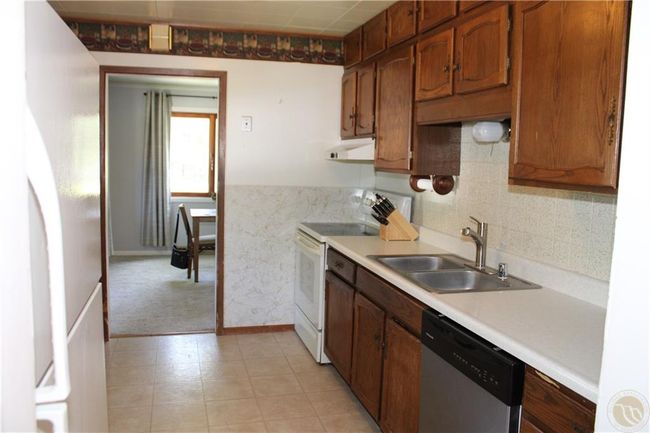 5 E 2 Nd Ave N, House other with 3 bedrooms, 2 bathrooms and null parking in Columbus MT | Image 12