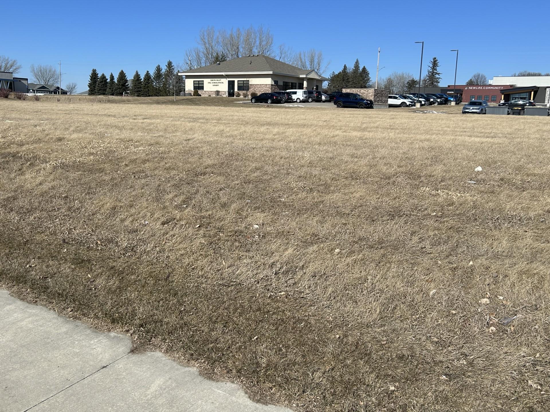 Land in Owatonna