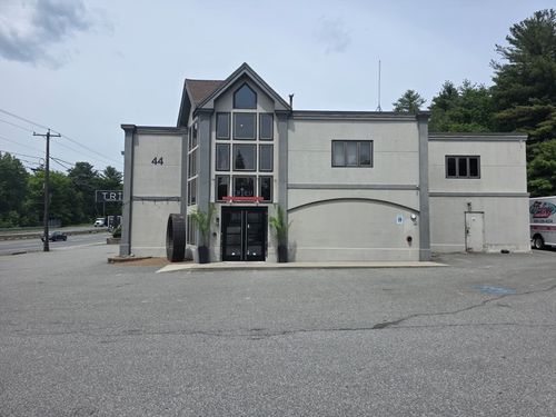 44 Broadway, Saugus, MA, 01906 | Card Image