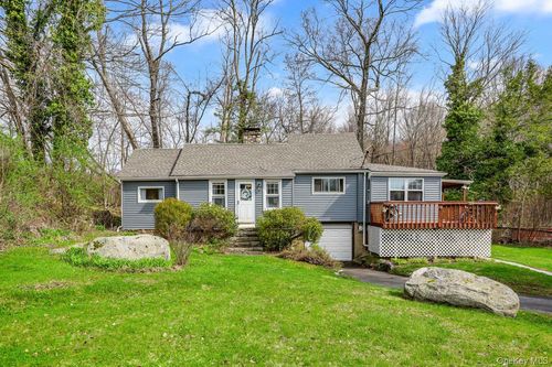 339 North Rd, Mahopac, NY, 10541-1011 | Card Image