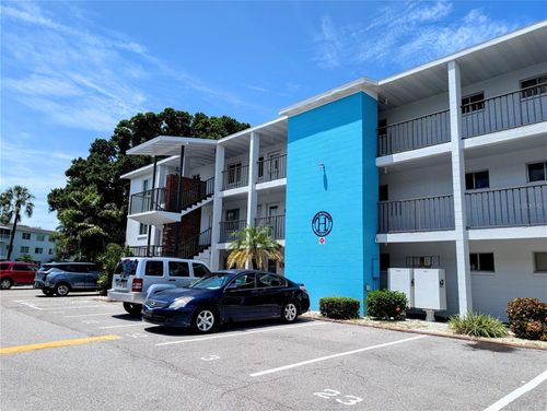 h-25-2321 Sunset Dr, BRADENTON, FL, 34207-8542 | Card Image