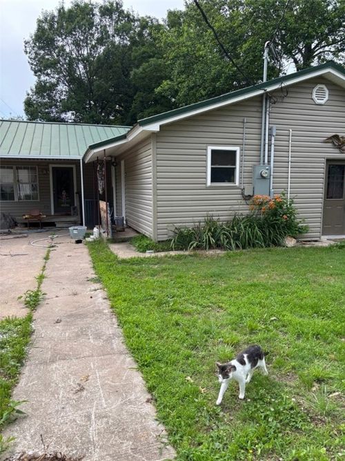 10693 Snavely Rd, Elm Springs, AR, 72762-4131 | Card Image