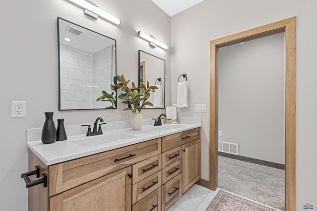 1230 Pinnacle Ct, Townhouse with 2 bedrooms, 2 bathrooms and null parking in Rapid City SD | Image 24