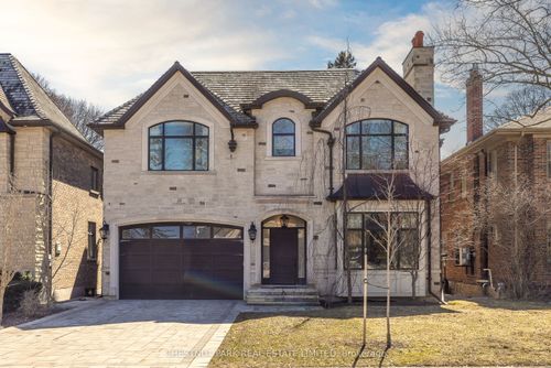 147 St Leonard'S Avenue, Toronto, ON, M4N1K6 | Card Image