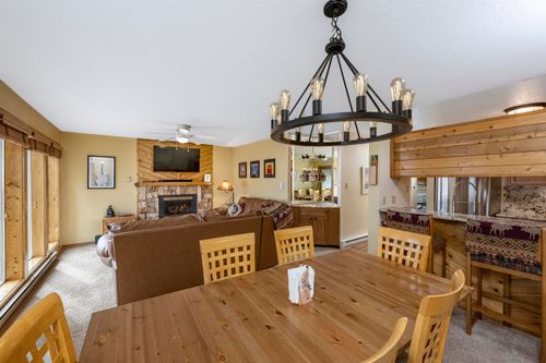 7-11 Mammoth Mountain Rd, Angel Fire, NM, 87710-8060 | Card Image