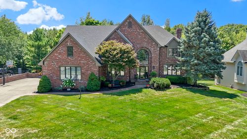 5199 Sue Dr, Carmel, IN, 46033-8669 | Card Image