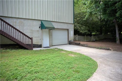 b-3830 Mathis Airpark Road, suwanee, GA, 30024 | Card Image