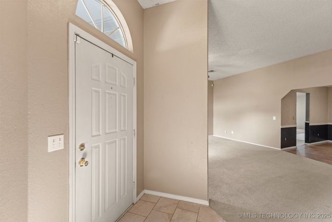 9528 S 93 Rd East Ave, House other with 5 bedrooms, 3 bathrooms and null parking in Tulsa OK | Image 7