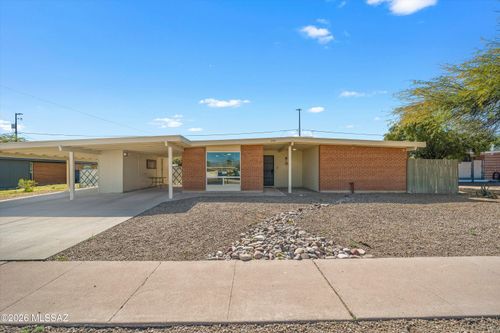 8142 E 5th Street, Tucson, AZ, 85710 | Card Image