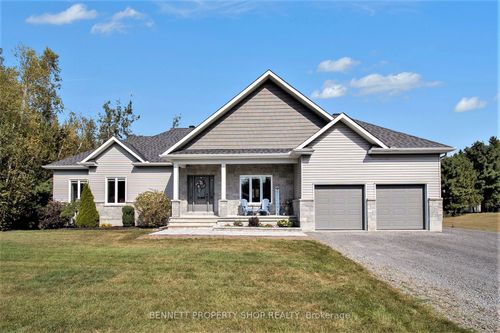 145 Moise-Gendron St, Bourget, ON, K0A1E0 | Card Image