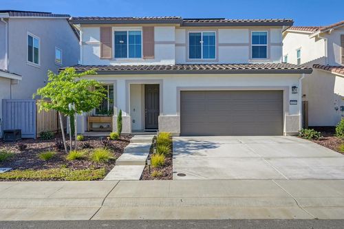 4049 Molten Creek Way, Roseville, CA, 95747-4555 | Card Image