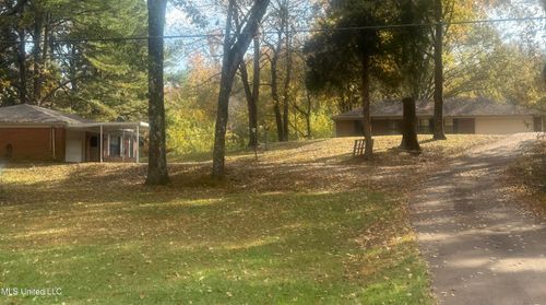 3125 Star Landing Rd, Nesbit, MS, 38651-9396 | Card Image