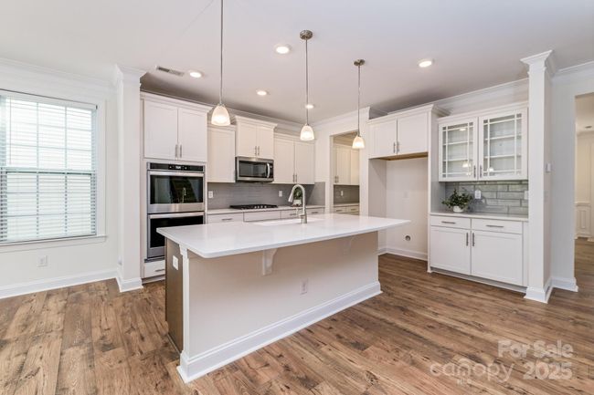 Large island & lots of storage | Image 26