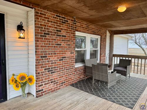 6366 Us 59 Hwy, Oskaloosa, KS, 66066-5081 | Card Image