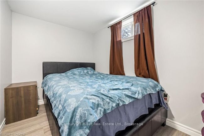 17 Huntington Ave, House other with 4 bedrooms, 2 bathrooms and 4 parking in Hamilton ON | Image 17