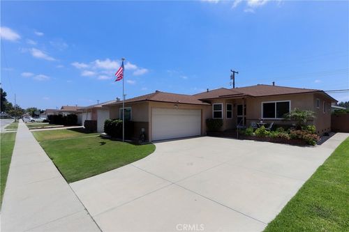 11618 Cedarvale St, Norwalk, CA, 90650-7011 | Card Image