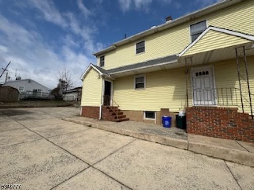 156 S 7th Ave, Manville, NJ, 08835-1710 | Card Image