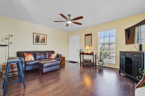 apt-35-2425 Ashdale Dr, Austin, TX, 78757-8151 | Card Image