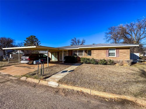 304 Se 2nd St, Knox City, TX, 79529-2060 | Card Image