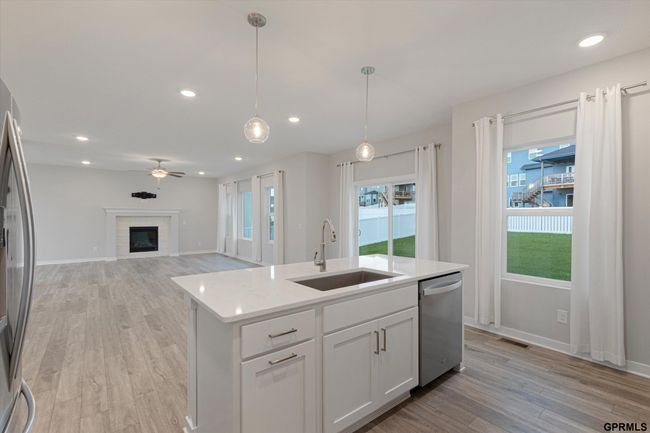 17312 Potter St, House other with 4 bedrooms, 3 bathrooms and 3 parking in Bennington NE | Image 12