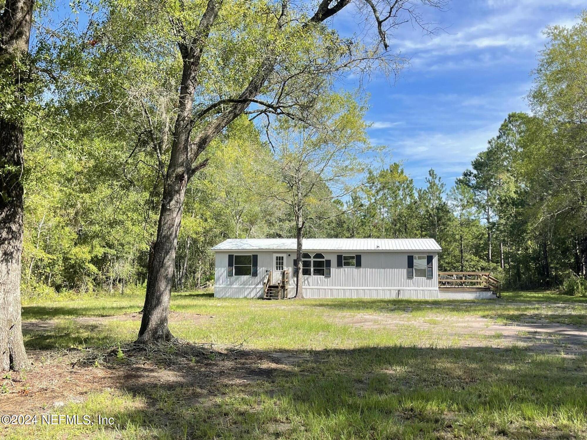 218th St, Lawtey, FL 32058
