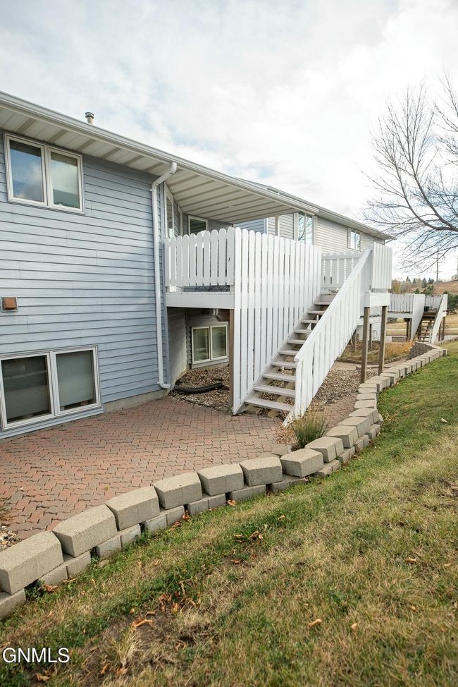 1720 N 26 Th St, Condo with 3 bedrooms, 2 bathrooms and null parking in Bismarck ND | Image 13