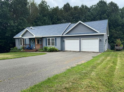 25 Howard Cir, Sidney, ME, 04330-2650 | Card Image
