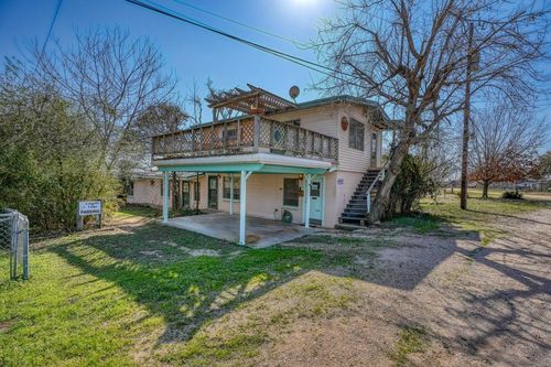 201 Lakewood Dr, Burnet, TX, 78611-3411 | Card Image