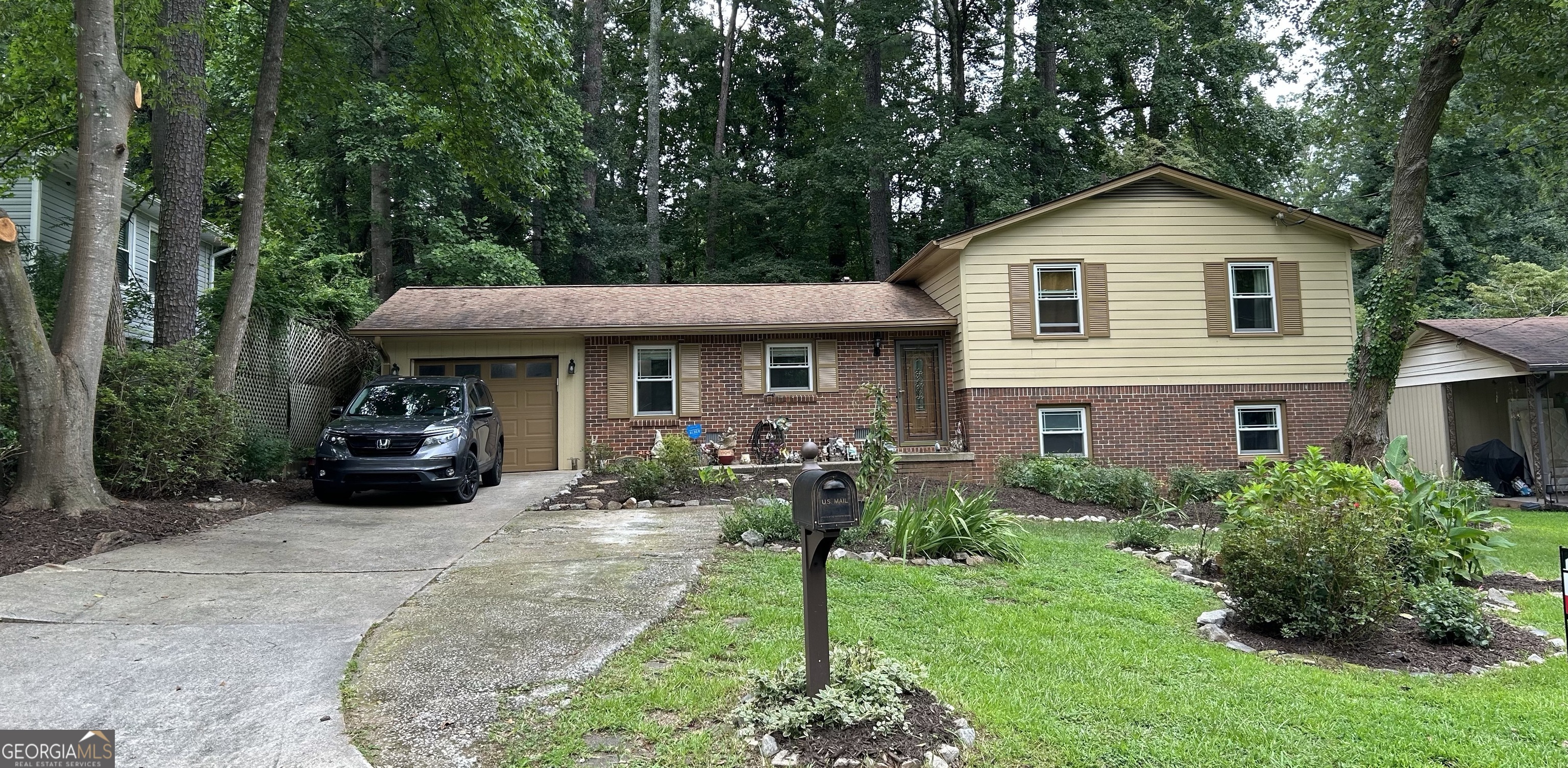 Wedgefield Cir, Decatur, GA 30035