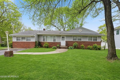 813 Roseld Ave, Ocean, NJ, 07712-4166 | Card Image