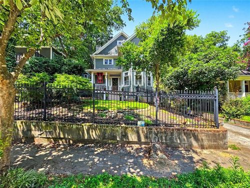 324 Brooks Ave Ne, Atlanta, GA, 30307-2140 | Card Image