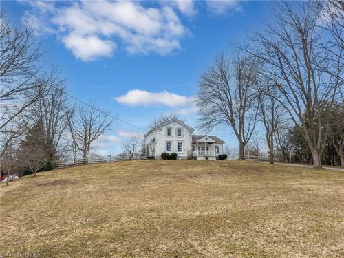 152 Confederation St, Glen Williams, ON, L7G4S8 | Card Image