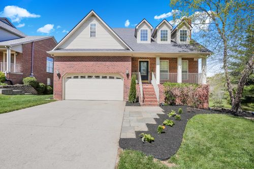 3333 Malone Dr, Lexington, KY, 40513-1208 | Card Image