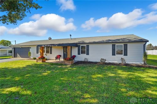 2601 Ballentine Pike, Springfield, OH, 45502-7612 | Card Image