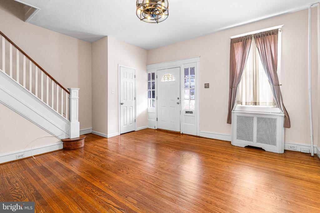 Residential in PHILADELPHIA 4