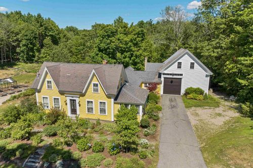 155 Middle Rd, Center Tuftonboro, NH, 03816-5904 | Card Image