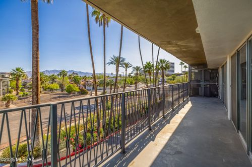 425 W Paseo Redondo 6g, Tucson, AZ, 85701 | Card Image