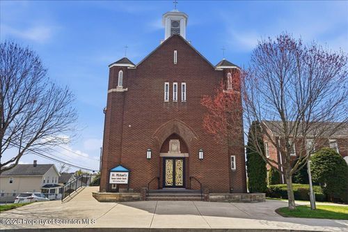 1703 Jackson St, Scranton, PA, 18504-3412 | Card Image