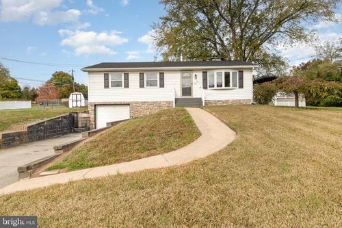 701 Lincoln St, DUNCANNON, PA, 17020-1610 | Card Image