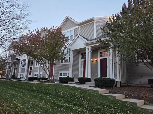 34399 N Aster Ct, Round Lake Beach, IL, 60073-5222 | Card Image