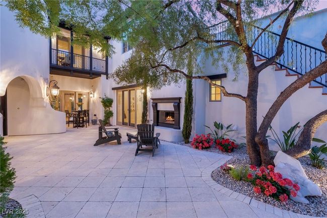 19 Quintessa Cir, House other with 4 bedrooms, 5 bathrooms and null parking in Las Vegas NV | Image 84