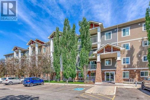 301-102 Cranberry Pk Se, Calgary, AB, T3M1R2 | Card Image