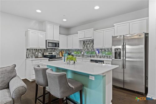 208 Birch Oak Ln, Georgetown, TX, 78628-2054 | Card Image