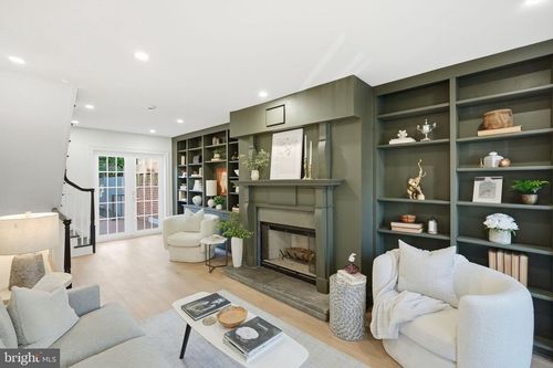 1608 33rd St Nw, WASHINGTON, DC, 20007-2724 | Card Image